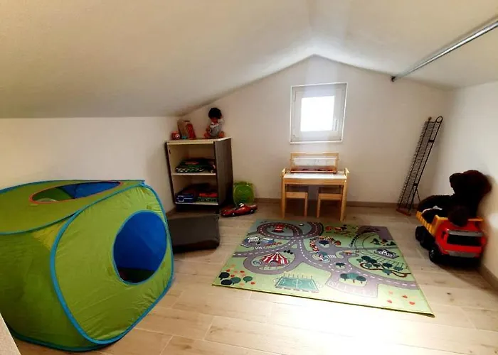 Alisa Apartamento *
